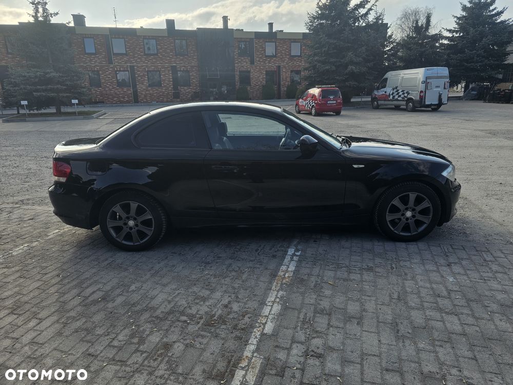 BMW Seria 1 118d Edition Exclusive - 13