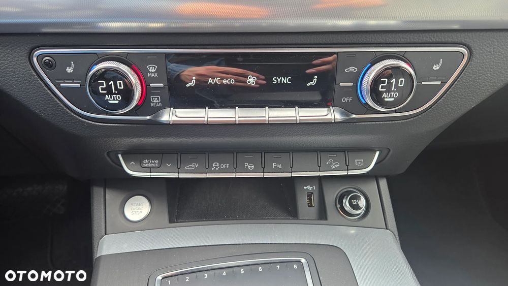 Audi Q5 50 TFSI e Quattro S tronic - 37