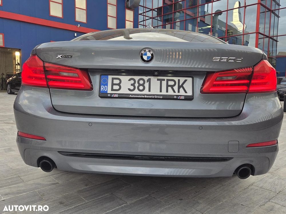 BMW Seria 5 530d xDrive AT - 5