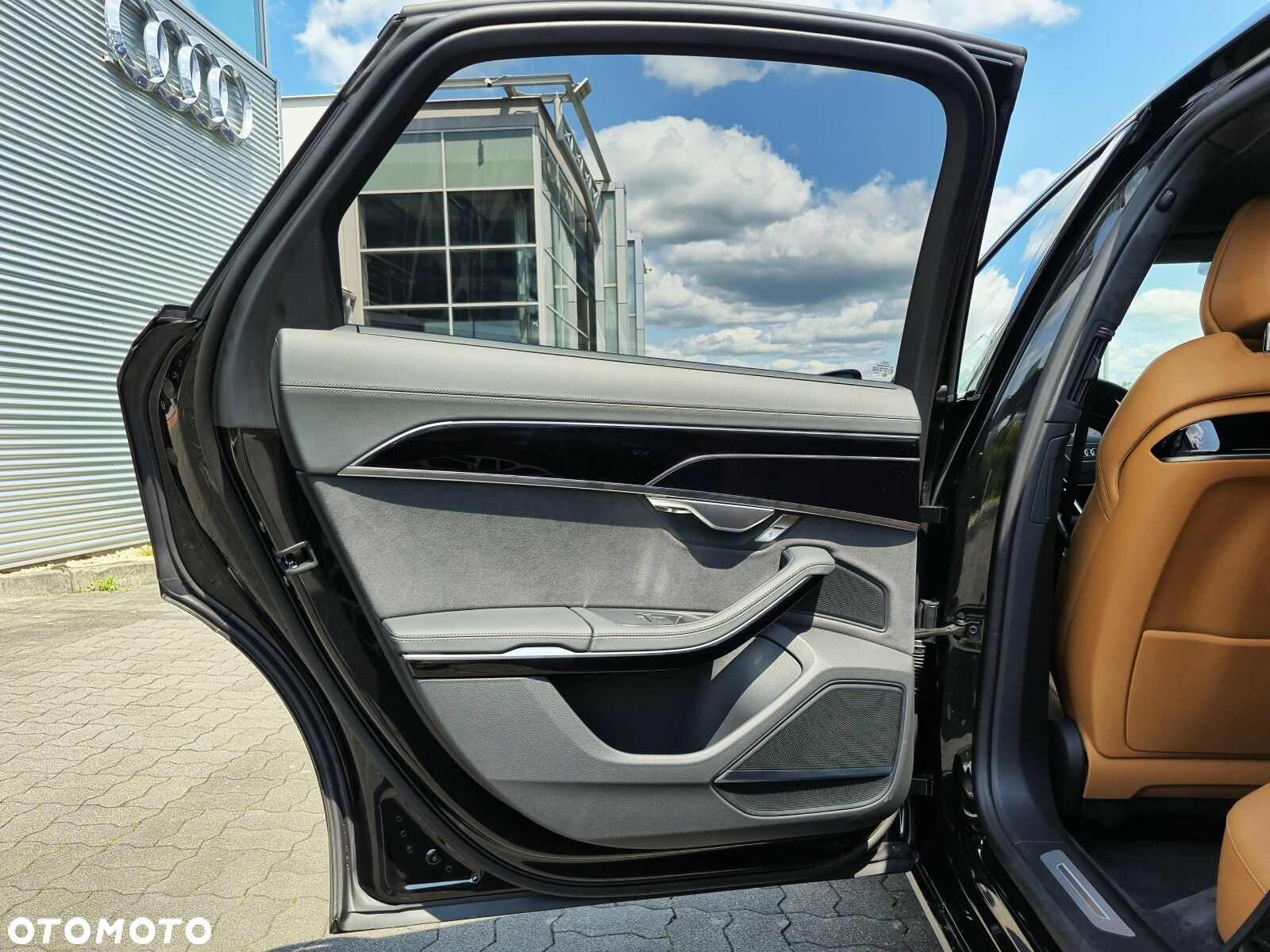 Audi S8 - 28