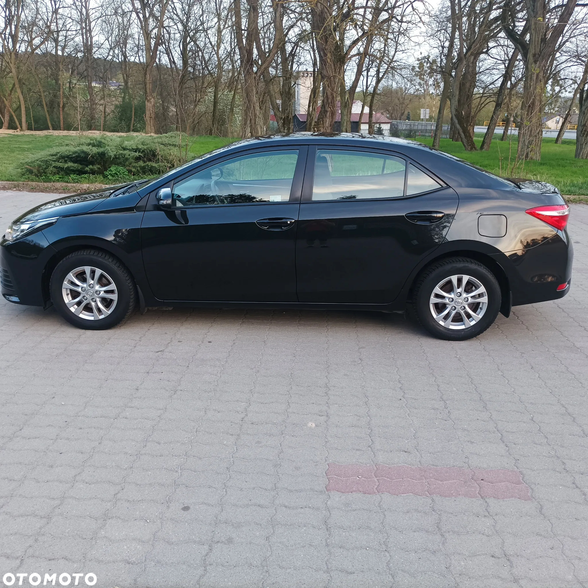 Toyota Corolla - 8
