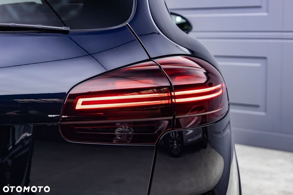 Porsche Cayenne - 37