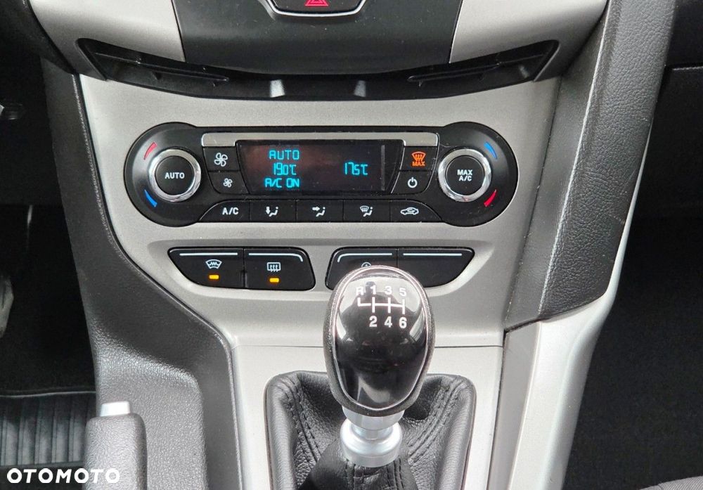 Ford Focus - 10
