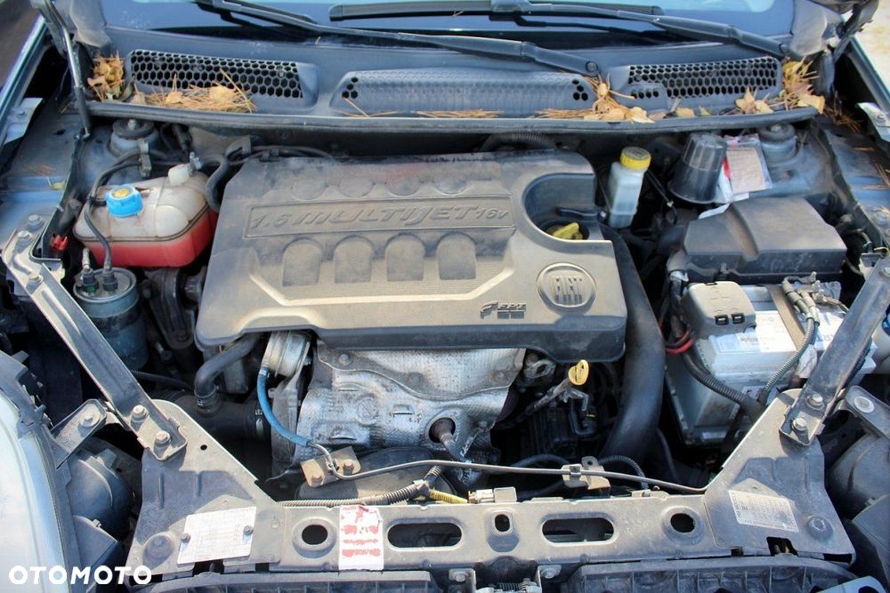 Fiat Bravo II 2008 1.6JTD Hatchback 5-drzwi (MASKA, ZDERZAK, LAMPA, BŁOTNIK, DRZWI, SZYBA, FOTEL) - 8