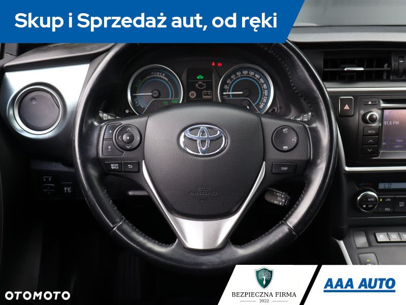 Toyota Auris - 14