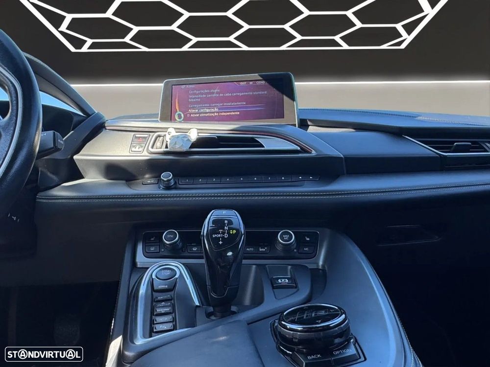 BMW i8 - 13