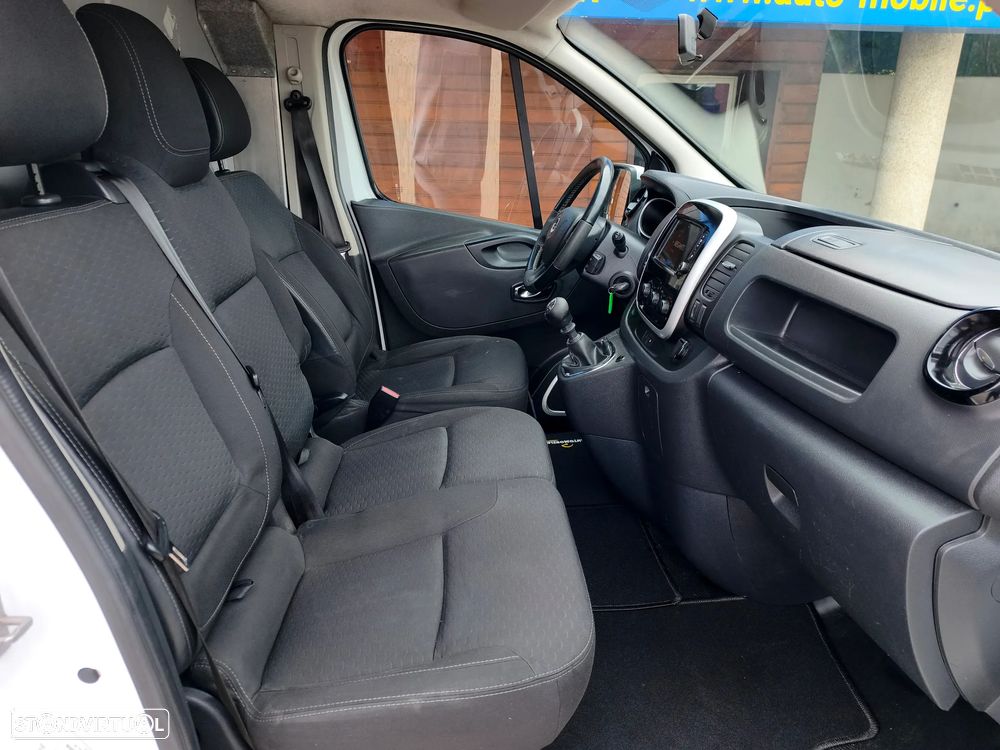 Opel Vivaro 1.6 CDTI 125CV IVA Dedutível - 17