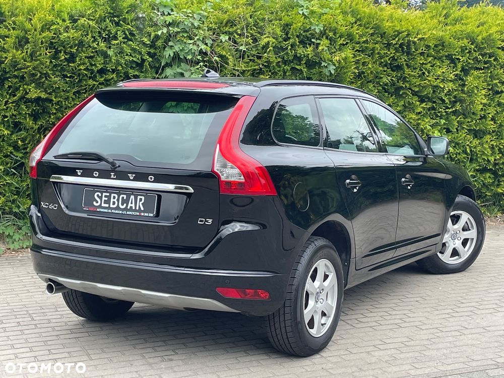 Volvo XC 60 D3 Momentum - 33