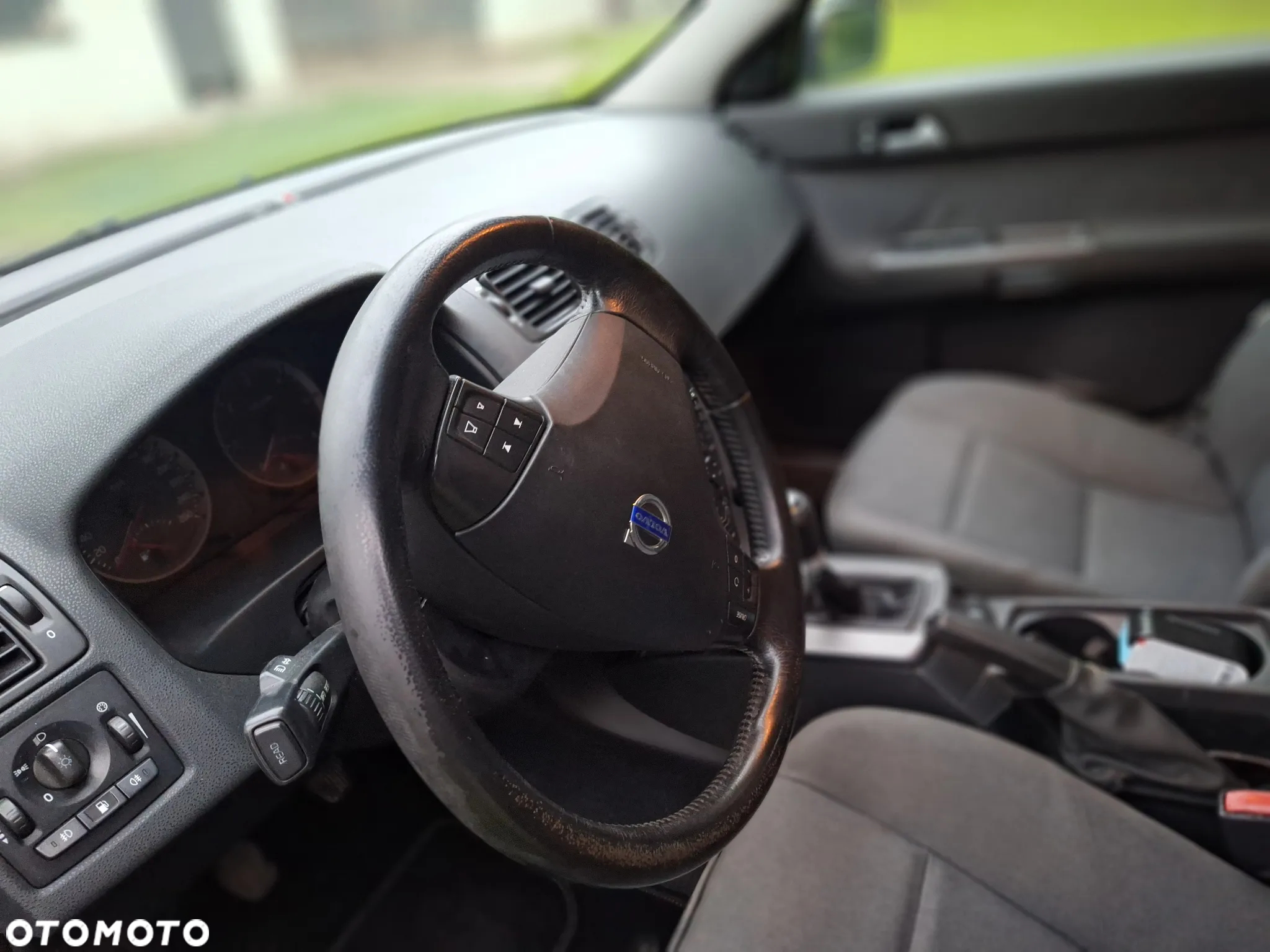 Volvo S40 2.0D - 25