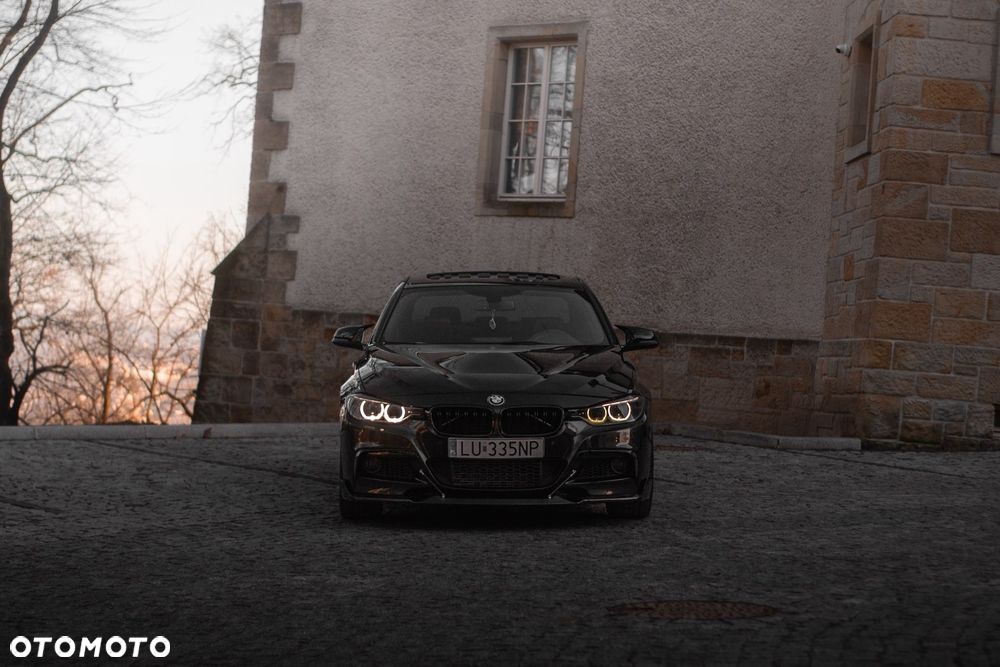 BMW Seria 3 335i xDrive Edition Sport - 2