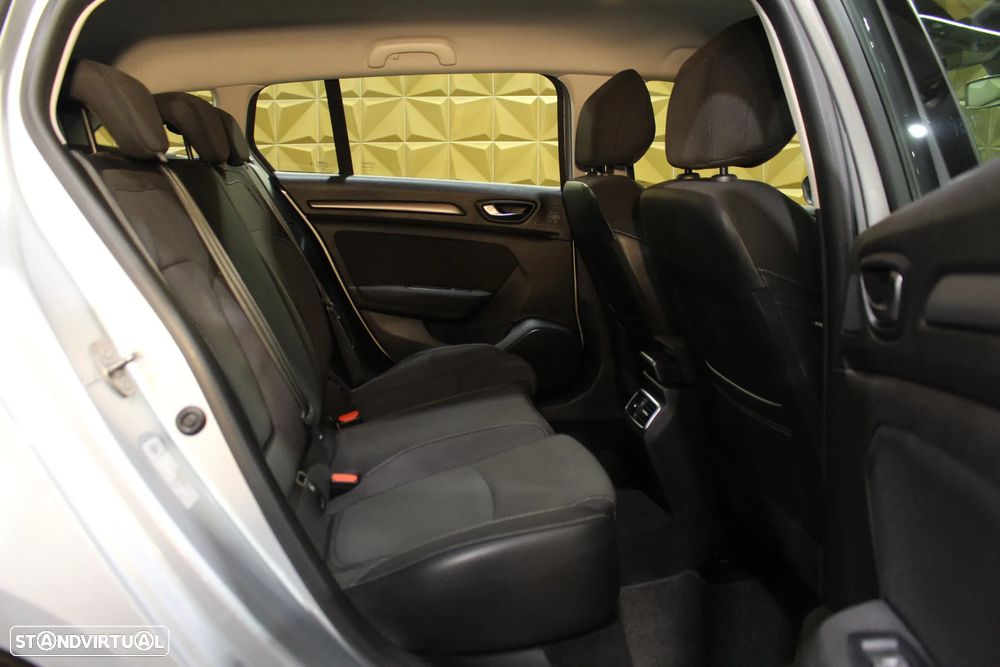 Renault Mégane Sport Tourer 1.5 Blue dCi Limited - 17