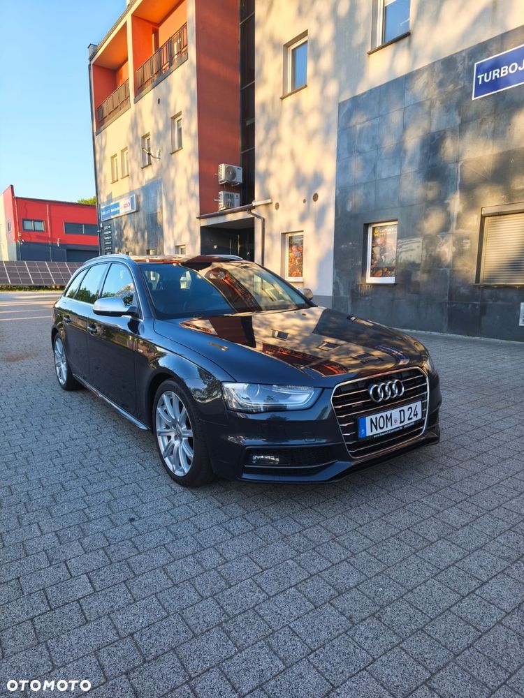 Audi A4 Avant 2.0 TDI DPF clean diesel quattro S tronic S line Sportpaket - 1
