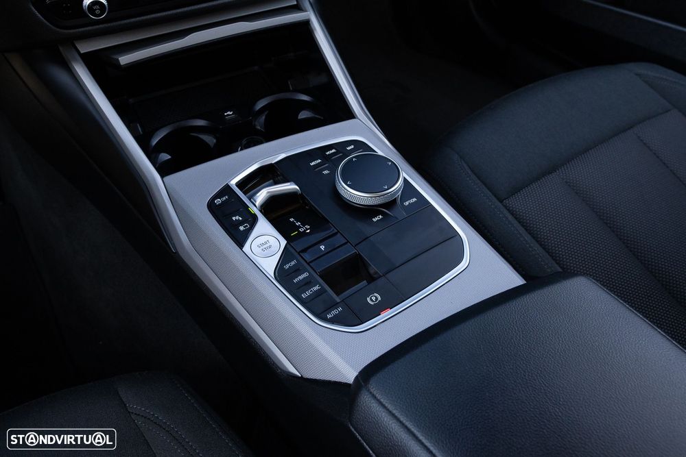 BMW 320 e Auto - 19