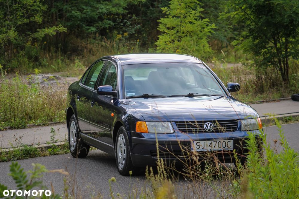 Volkswagen Passat 1.8T - 9
