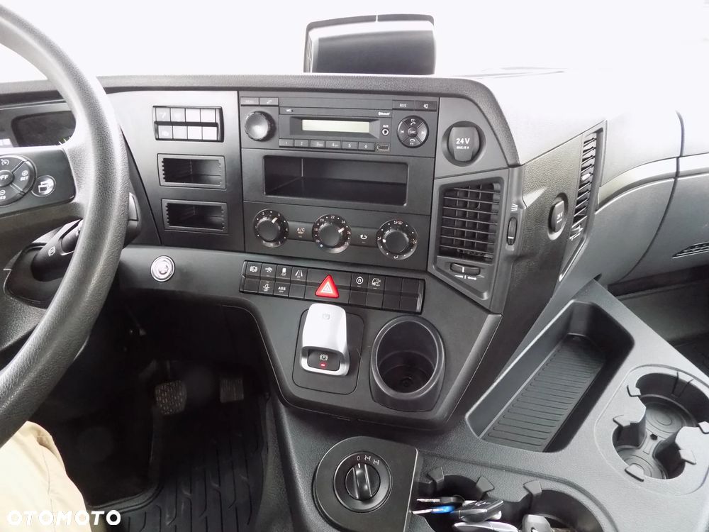 Mercedes-Benz 3240 AROCS/LIEBHERR/ - 8