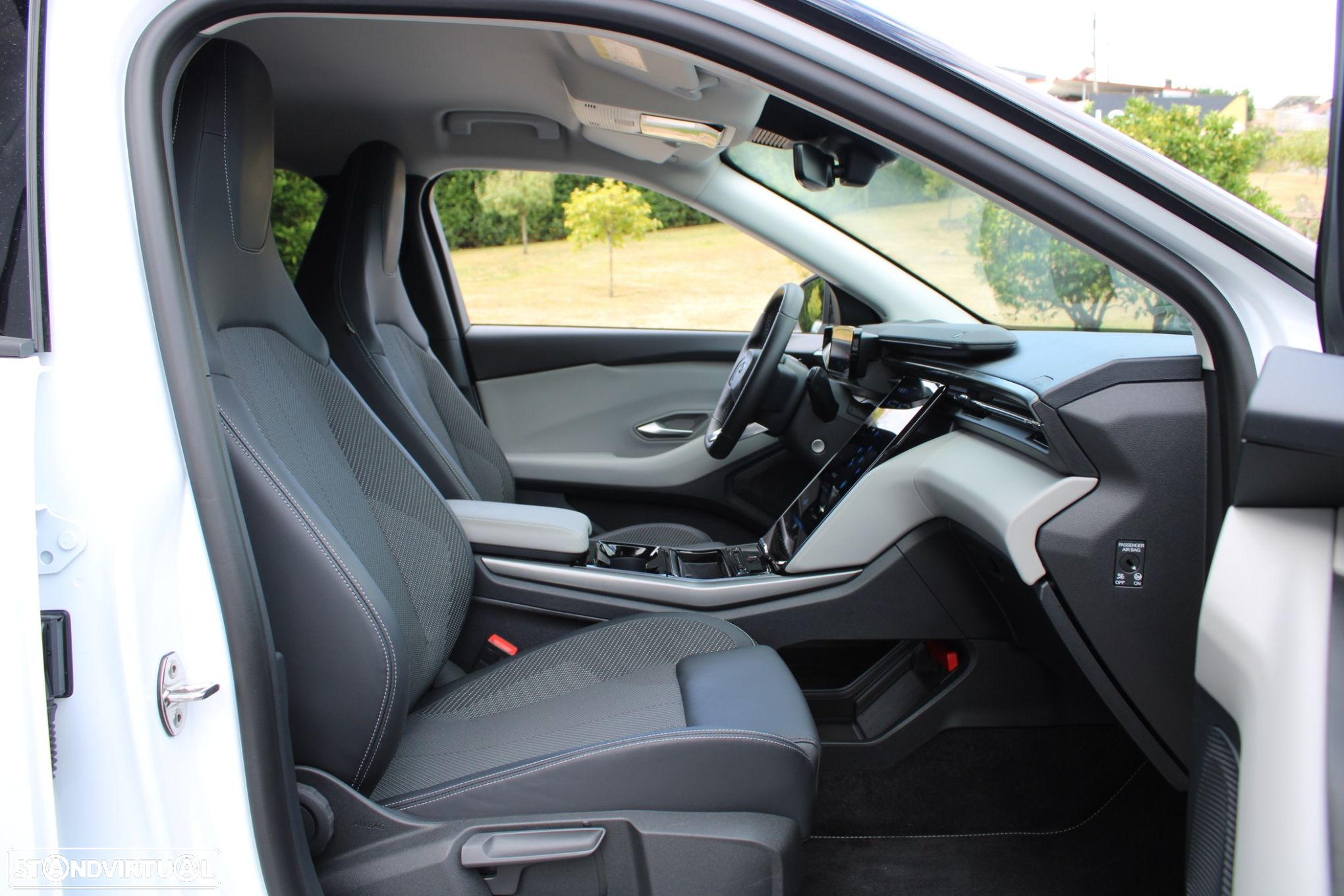 Ford Explorer 77 kWh Premium - 32