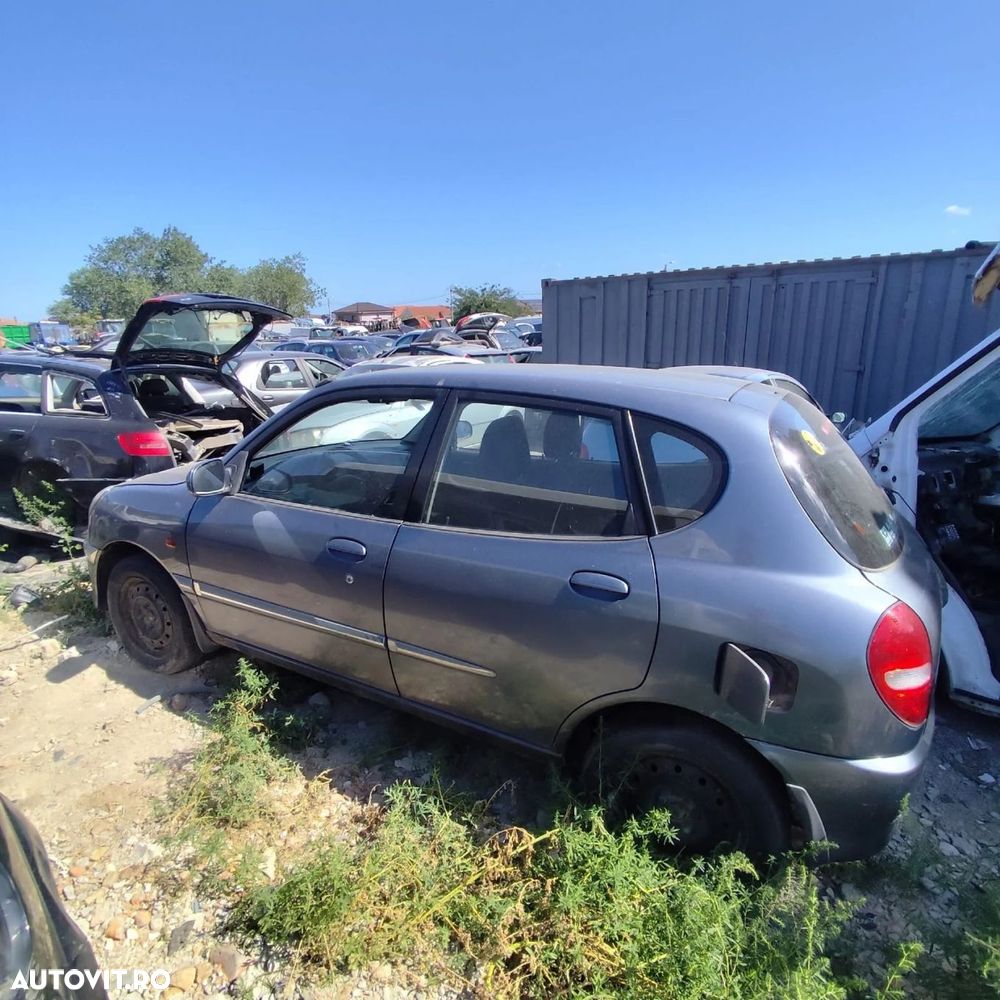 Dezmembrari Daihatsu Sirion (M100) (1998-2015) - 6