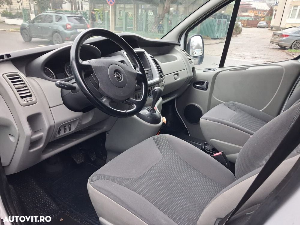 Opel Vivaro - 4