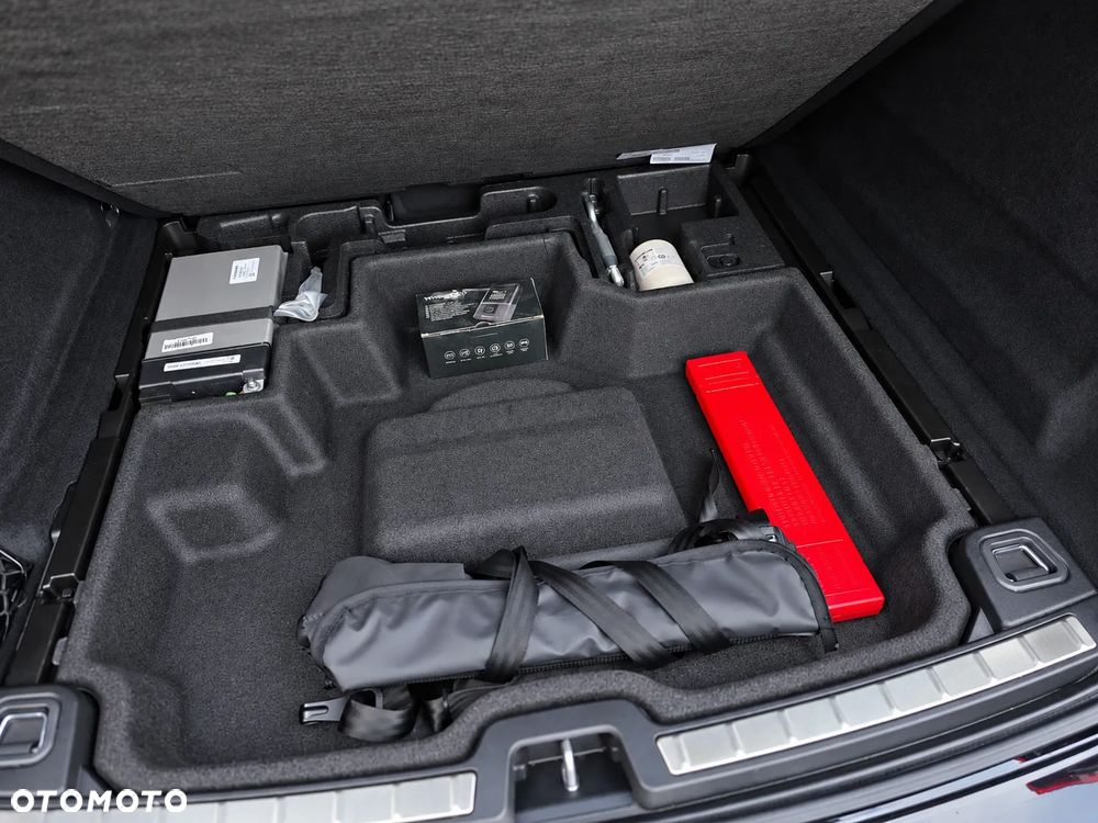 Volvo XC 60 B4 D Inscription - 9