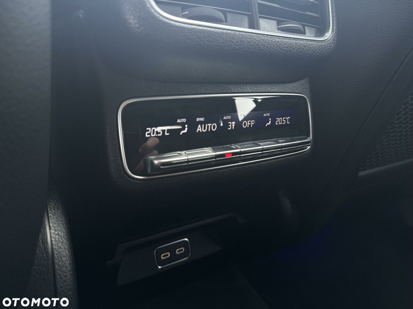 Mercedes-Benz GLE - 29