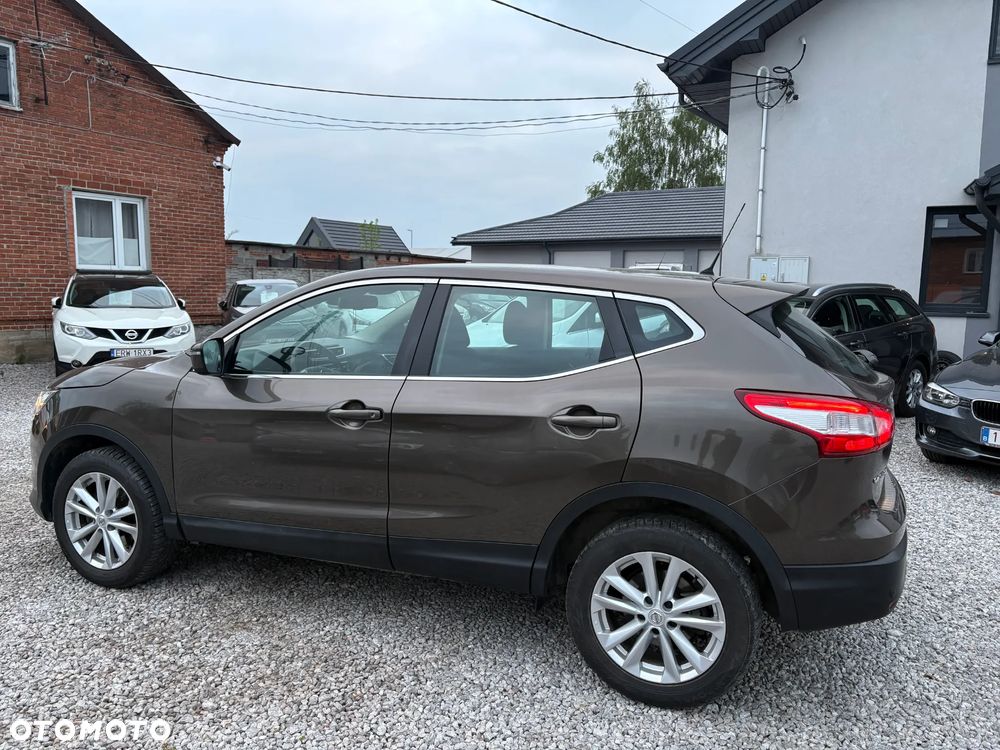 Nissan Qashqai 1.2 DIG-T Acenta EU6 - 8