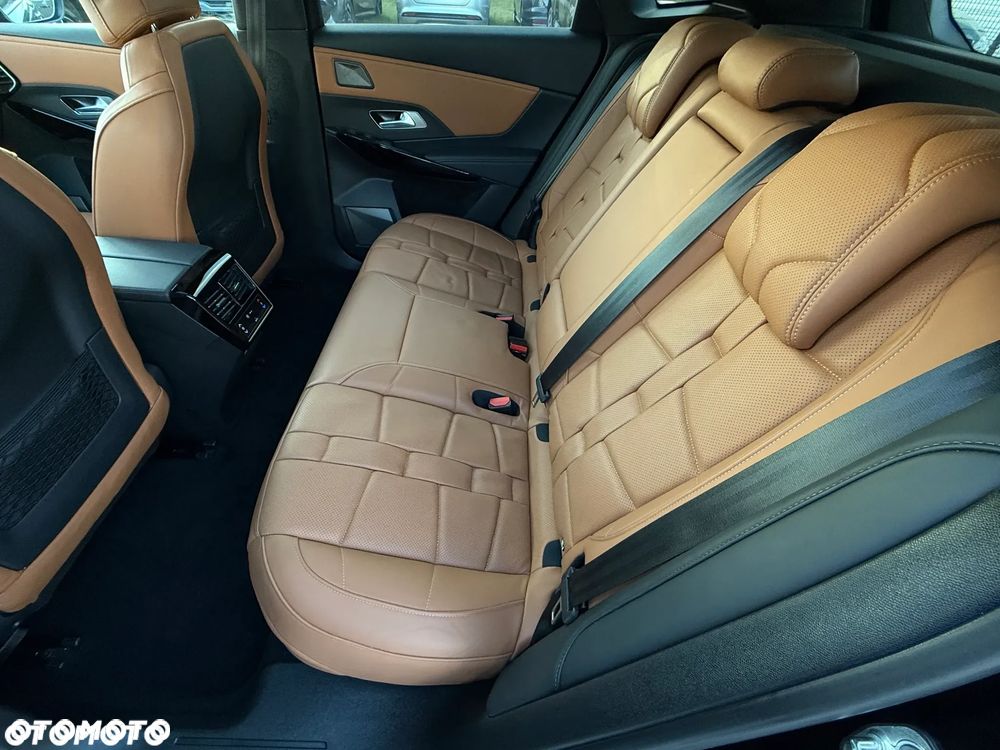 DS Automobiles DS 7 Crossback 1.6 PureTech So Chic - 28