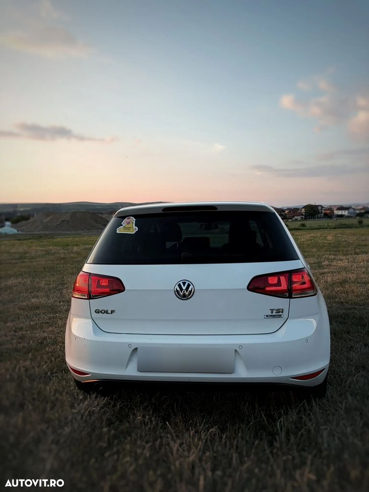 Volkswagen Golf 1.2 TSI DSG Comfortline - 6