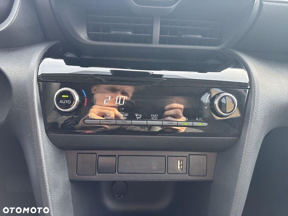 Toyota Yaris Cross Hybrid 1.5 Comfort - 24