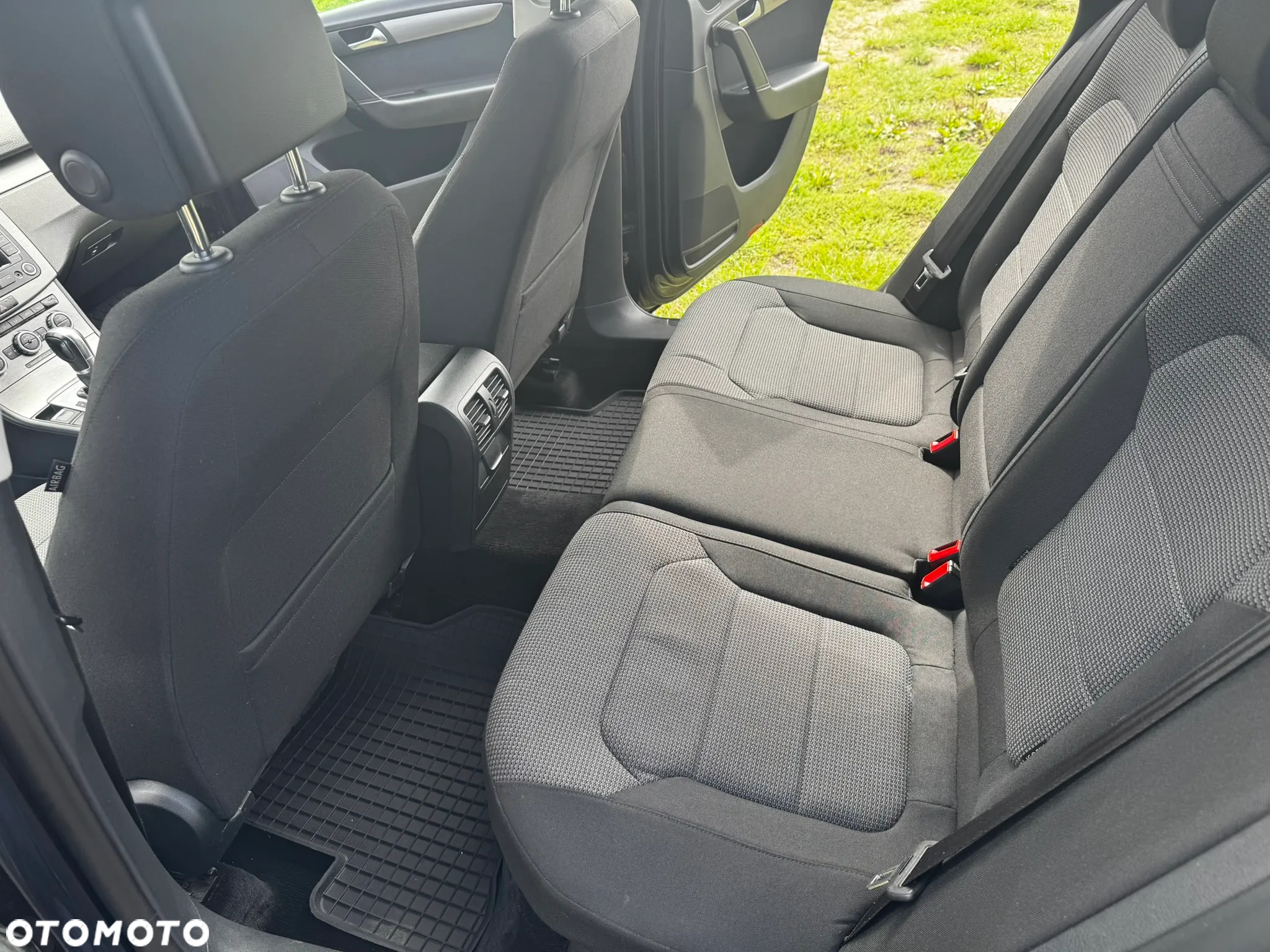 Volkswagen Passat Variant 2.0 Blue TDI DSG SCR Highline - 15