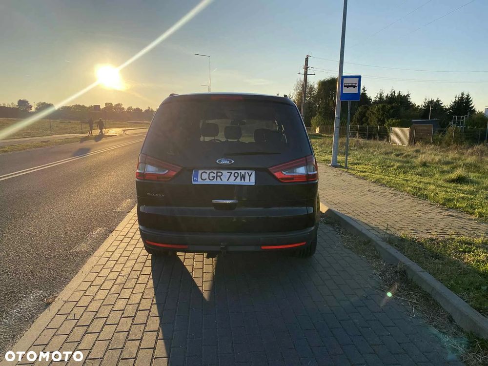 Ford Galaxy 2.0 TDCi Titanium - 16