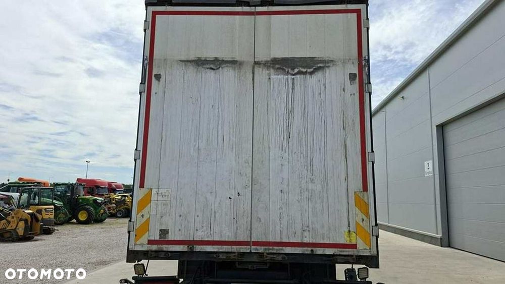 DAF CF 320 - 6