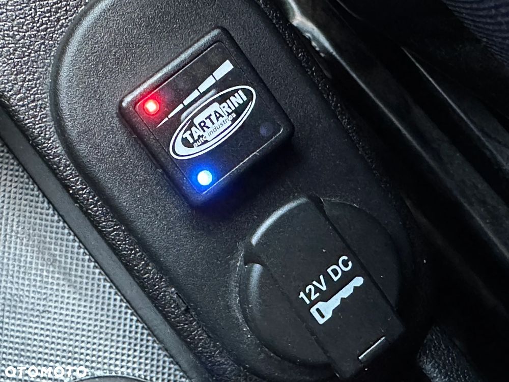 Fiat Fiorino Kombi 8V SX - 30