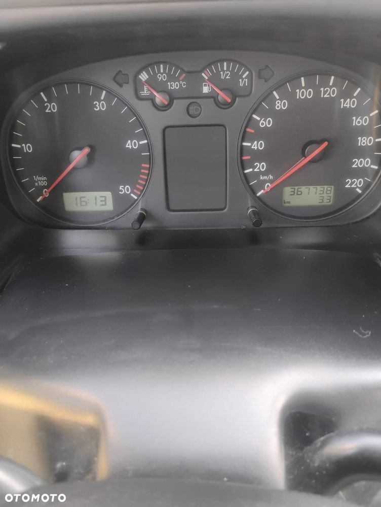 Volkswagen Transporter - 2