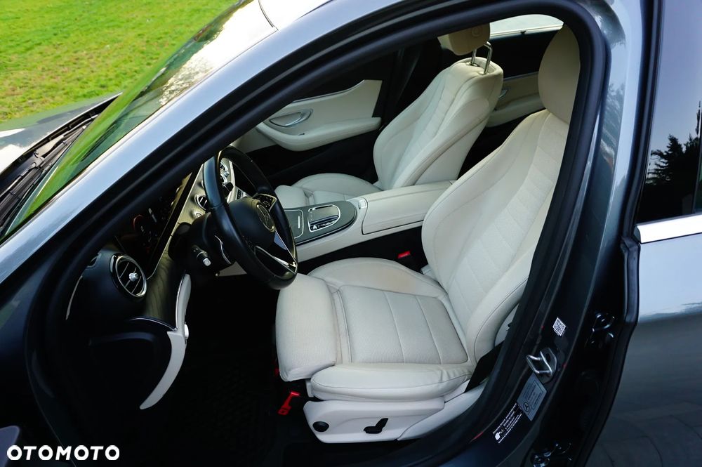 Mercedes-Benz Klasa E 220 d Avantgarde - 16