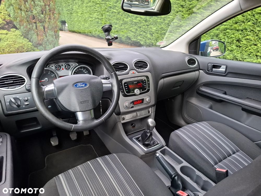 Ford Focus 1.6 Gold X - 16