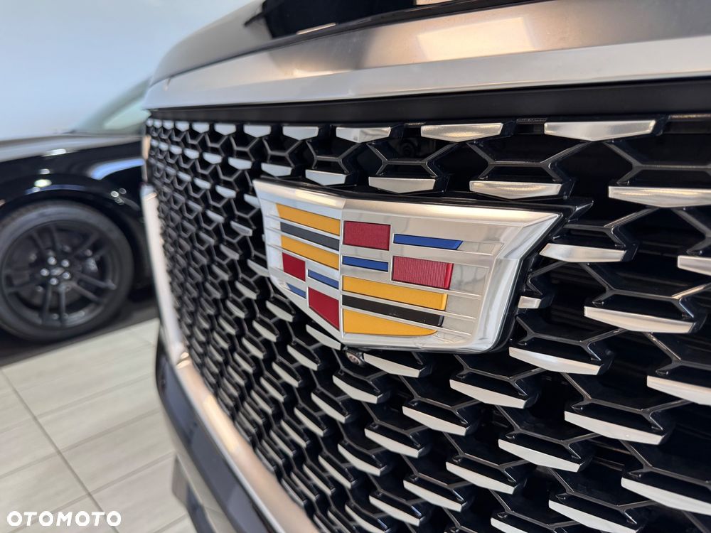 Cadillac Escalade - 9