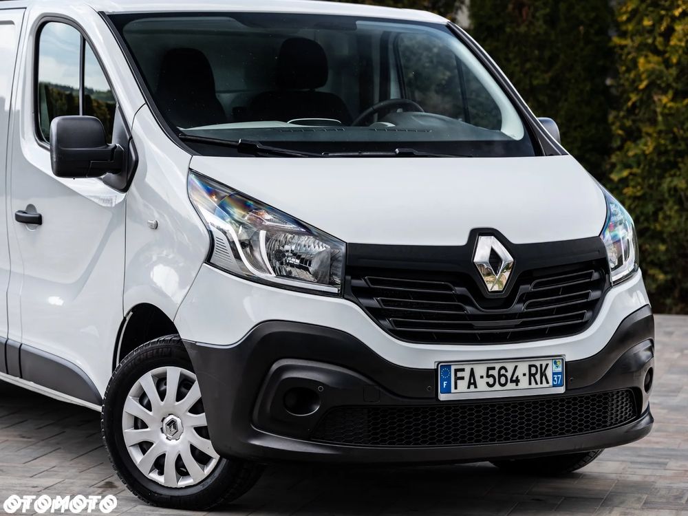 Renault TRAFIC L2H1 - 12