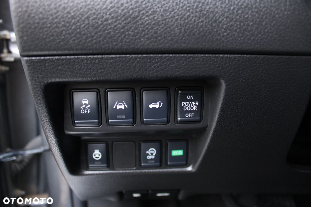Nissan X-Trail - 34