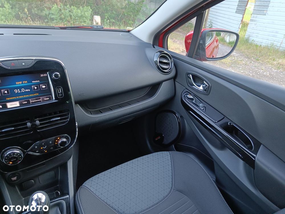 Renault Clio TCe 90 Limited - 31
