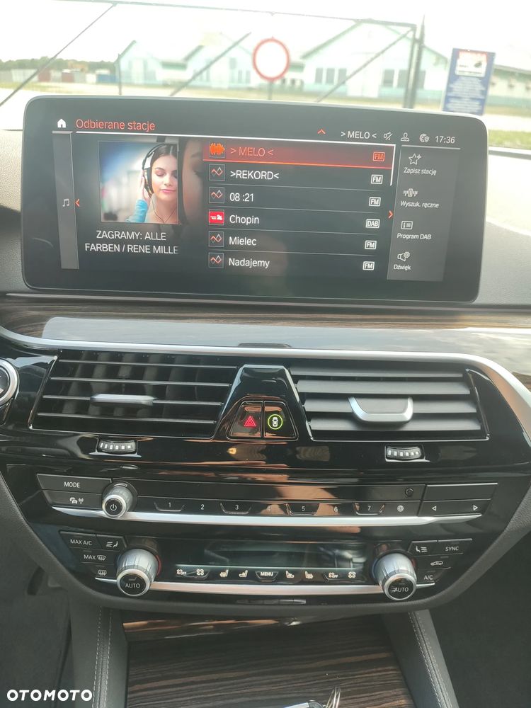 BMW Seria 5 530d xDrive M Sport Edition - 23