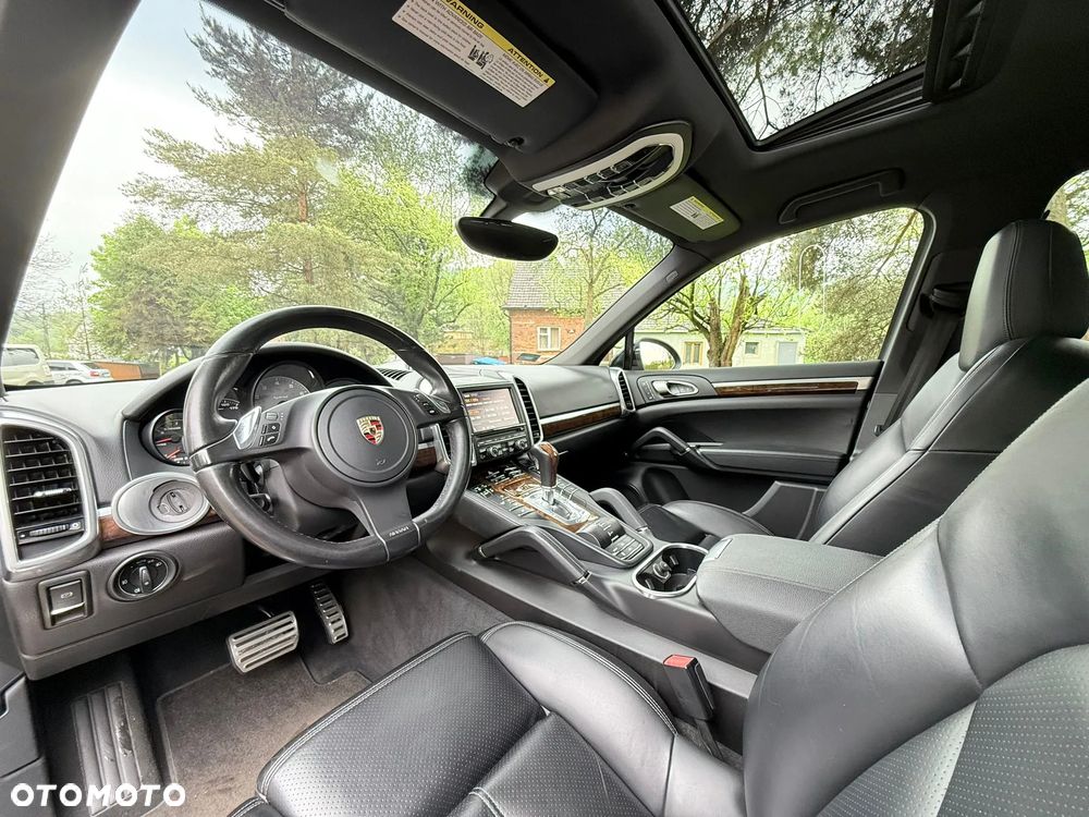 Porsche Cayenne - 17