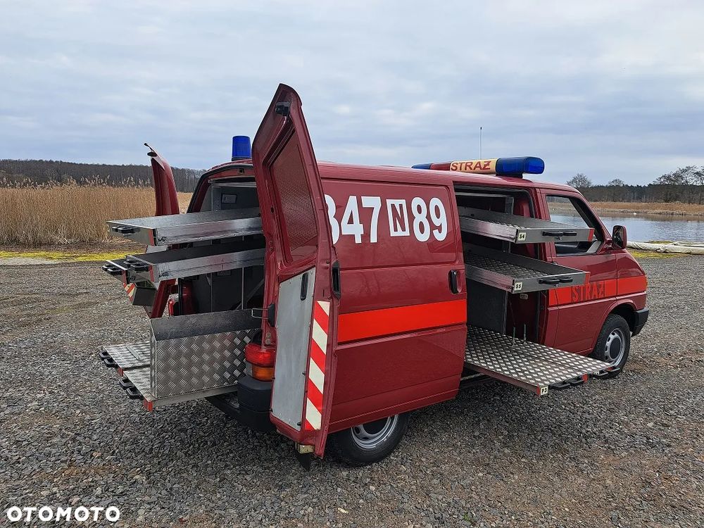 Volkswagen Transporter - 24
