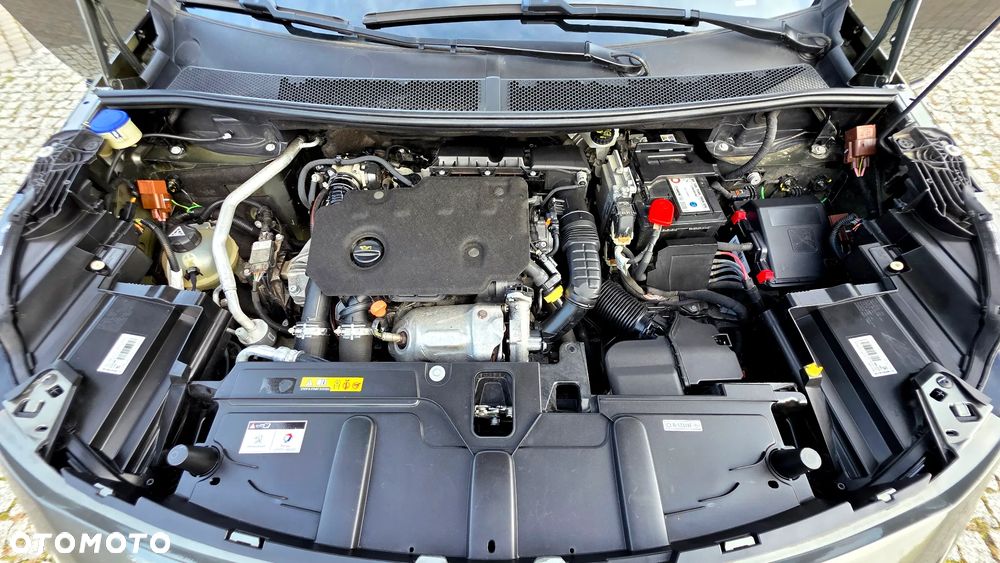 Peugeot 5008 ver-1-5-bluehdi-gt-s-s - 10