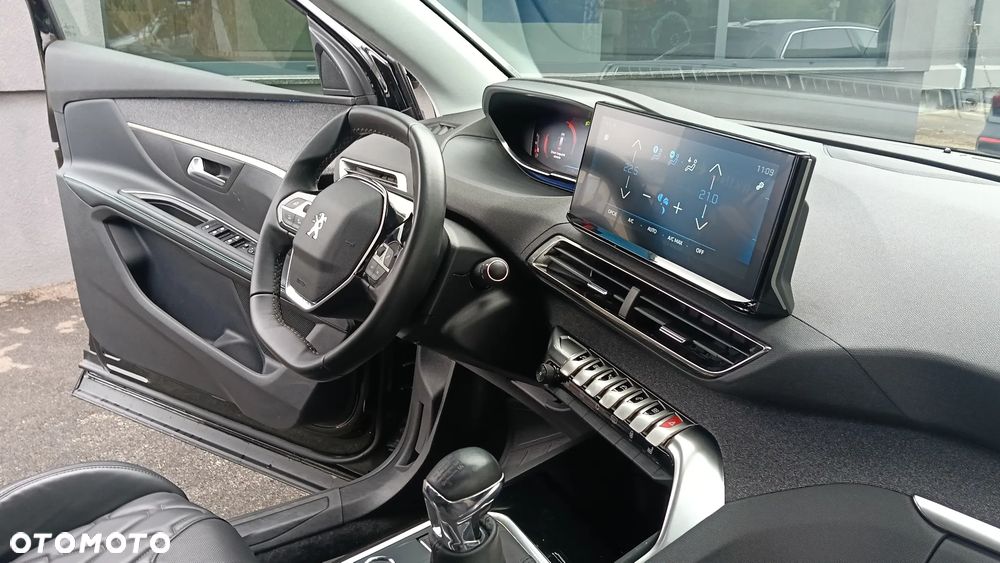 Peugeot 5008 1.2 PureTech Allure Pack S&S - 24