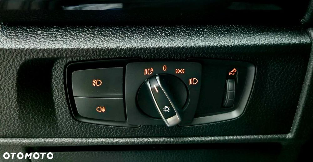 BMW Seria 1 118d - 27