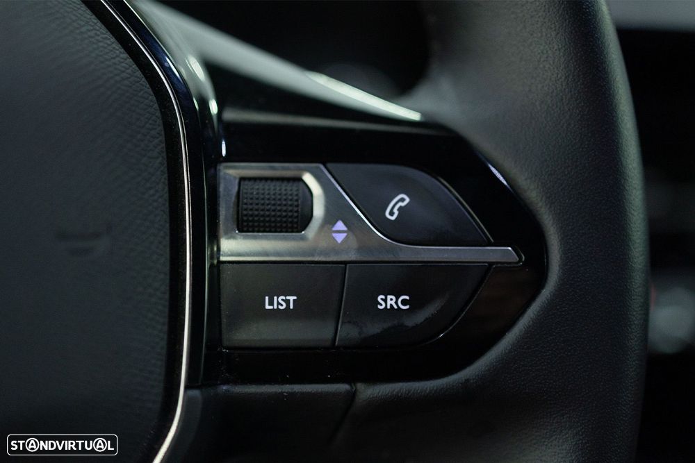 Peugeot 2008 1.2 PureTech Allure Pack - 18