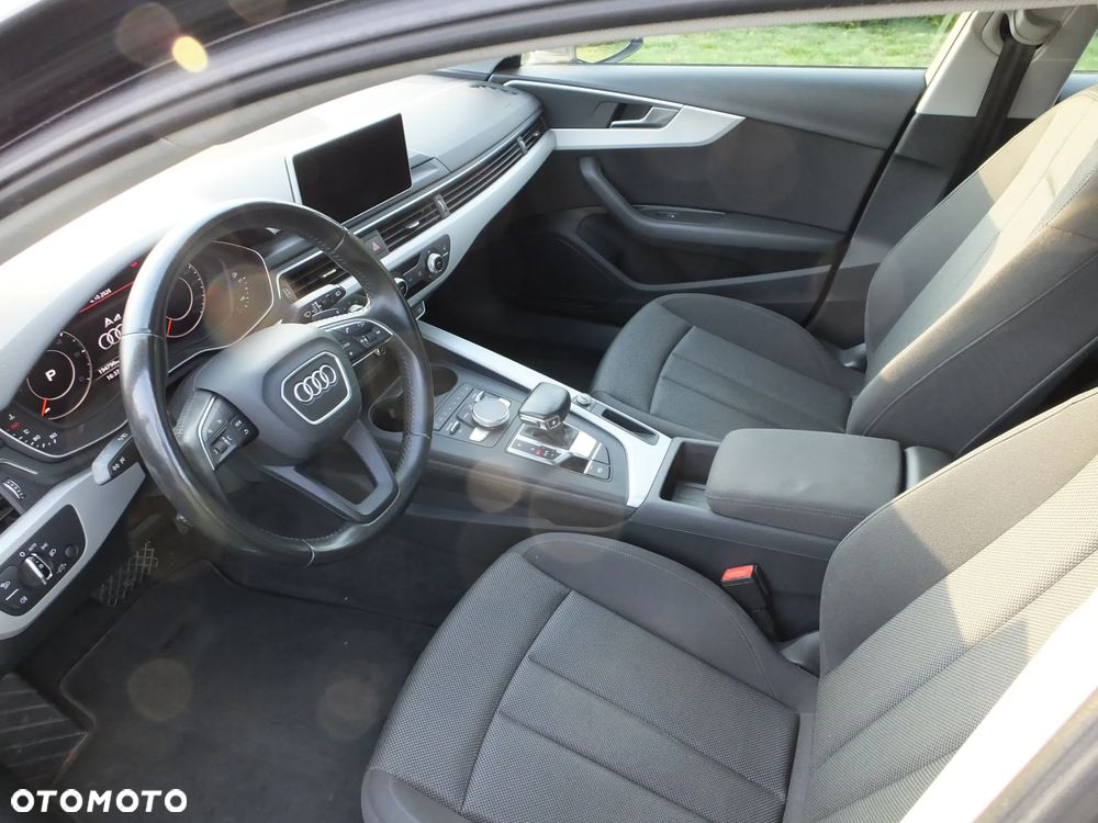 Audi A4 Avant 2.0 TDI S tronic - 16