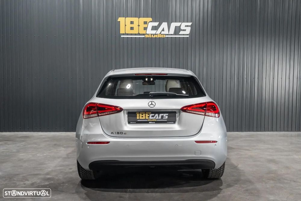 Mercedes-Benz A 180 d Style Plus Aut. - 47