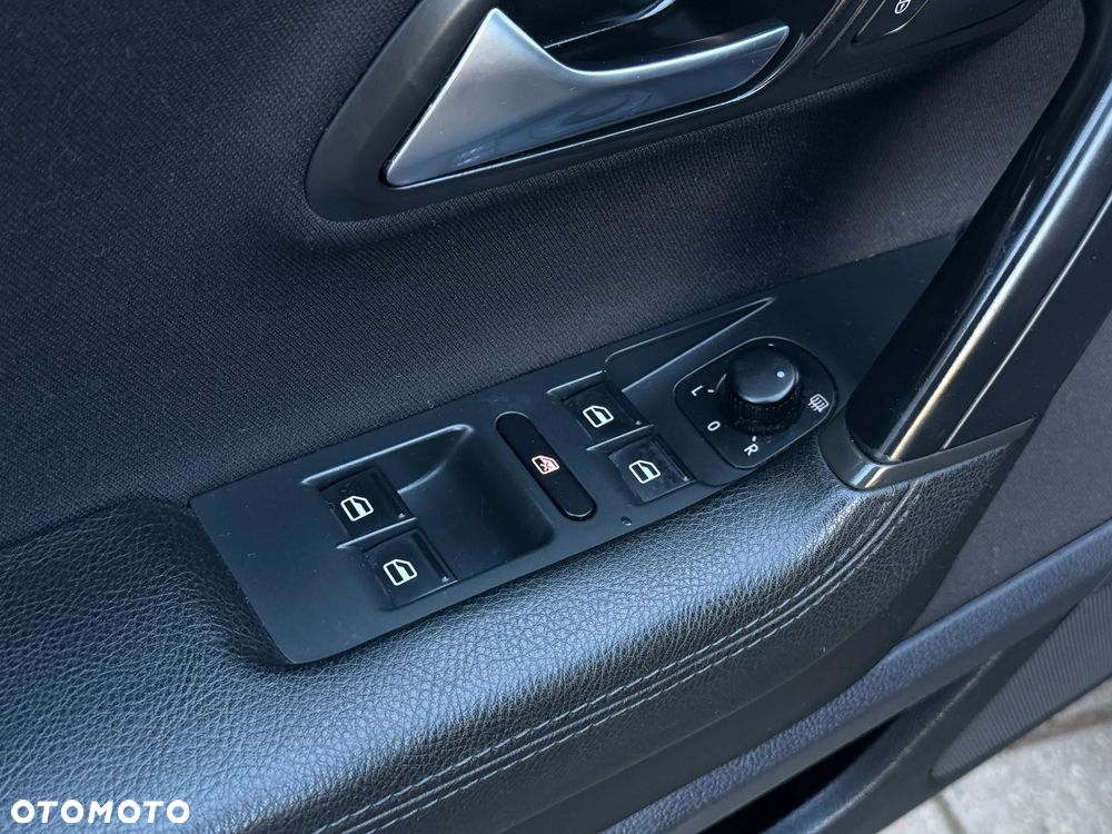 Volkswagen CC 2.0 TDI BlueMotion Technology - 18