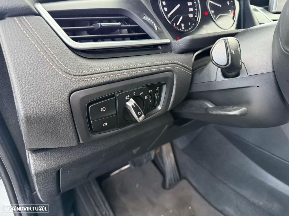 BMW 218 Active Tourer i Line Luxury Auto - 23